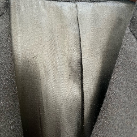 Armani Collezioni Men’s dark brown wool and angora coat size 48R - Picture 10 of 11